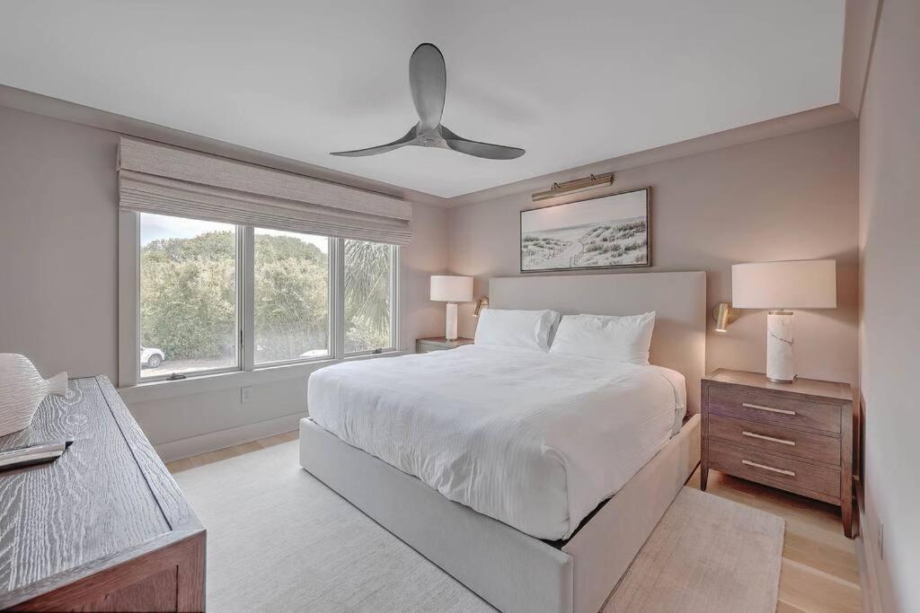 New Listing! Seagrove Villa 3A - Luxurious Ocean View! Isle of Palms Exterior foto